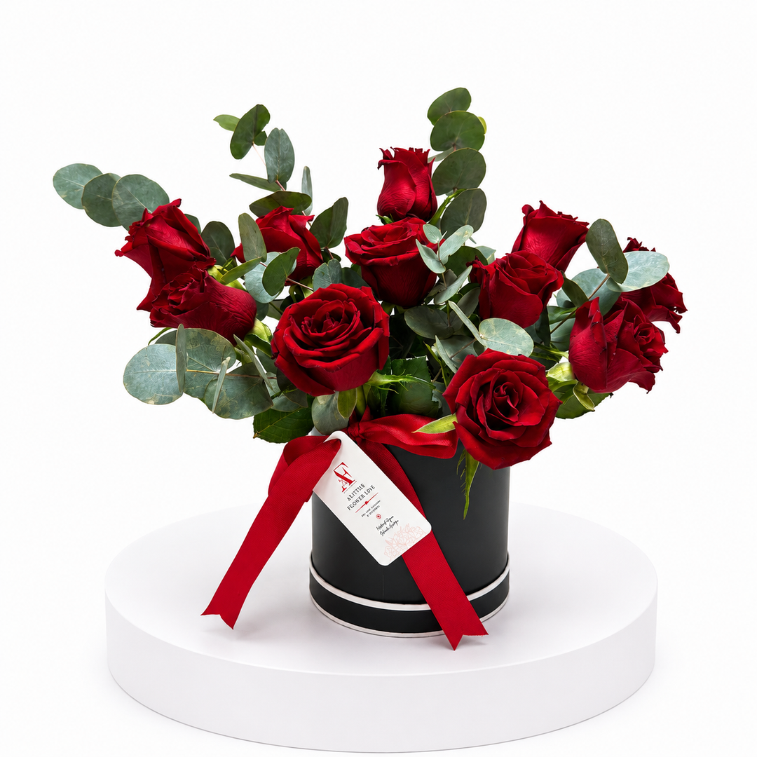 Classic 11 Red Rose Box